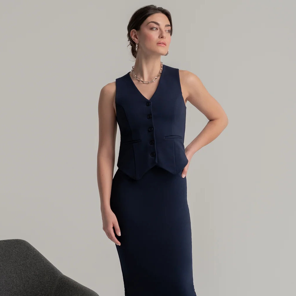 SOPHIEGRACE The No Gape Zora Vest - Navy