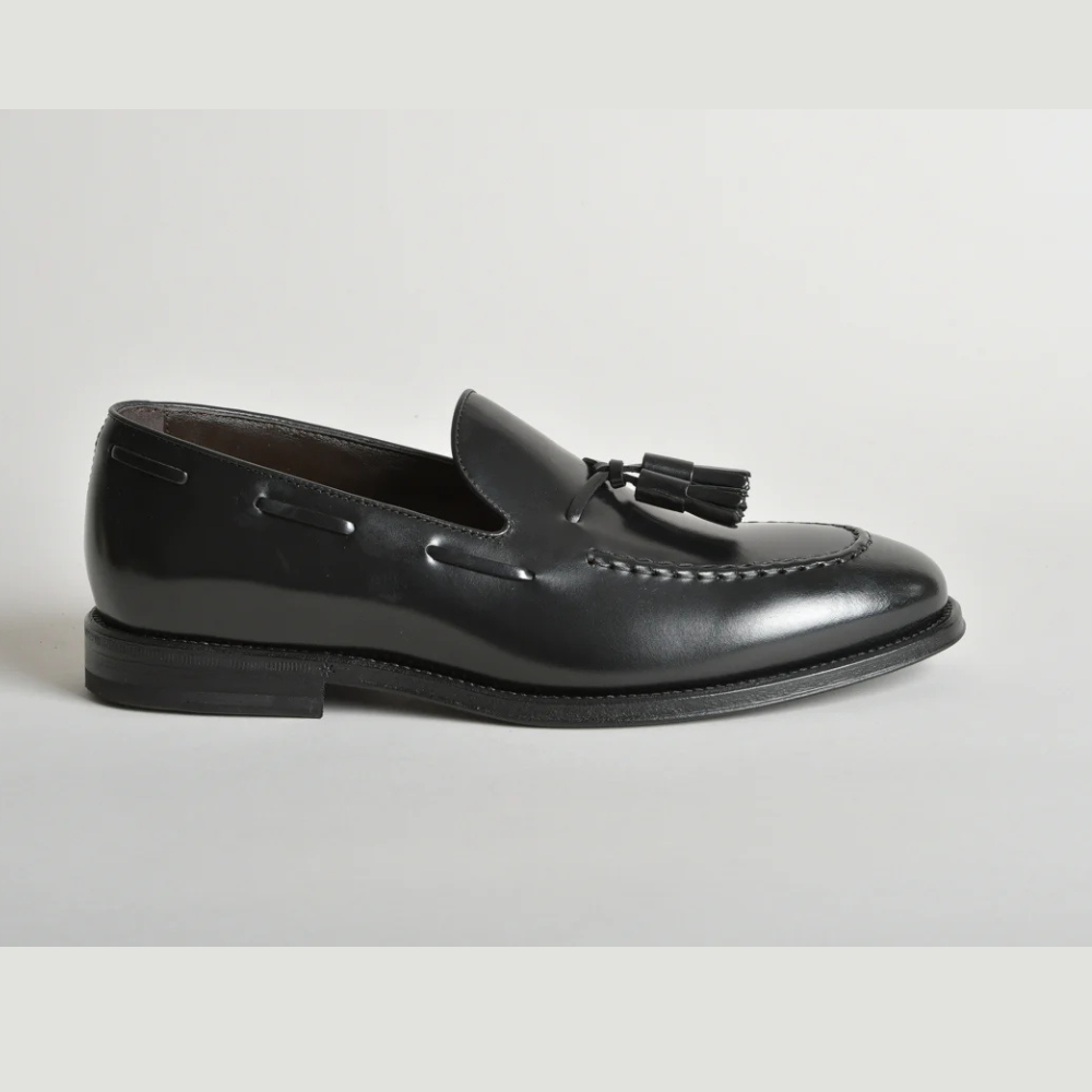 Henderson Baracco Black Loafer with Tassels