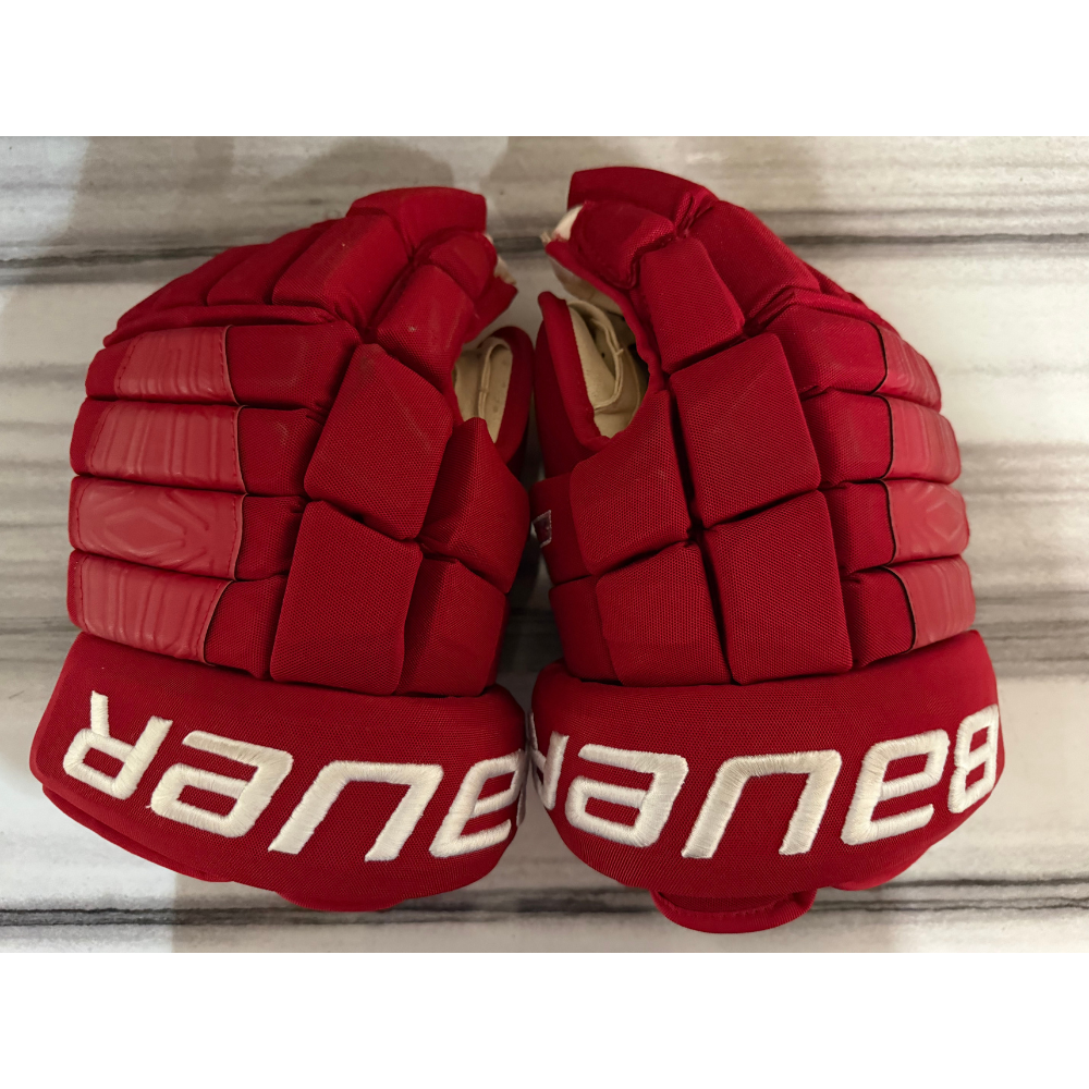 RARE Pro Stock Patrick Kane Detroit Red Wings Bauer Pro Series NHL Issued Gloves Lightly Used