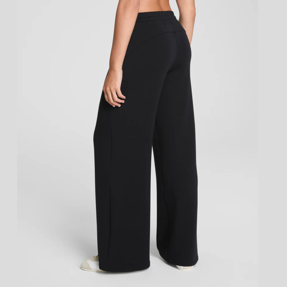 SPANX AirEssentials Wide Leg Pant - Very Black
