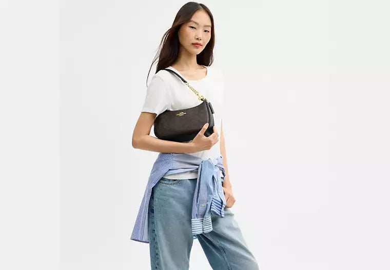 Coach Teri Shoulder Bag In Signature Canvas